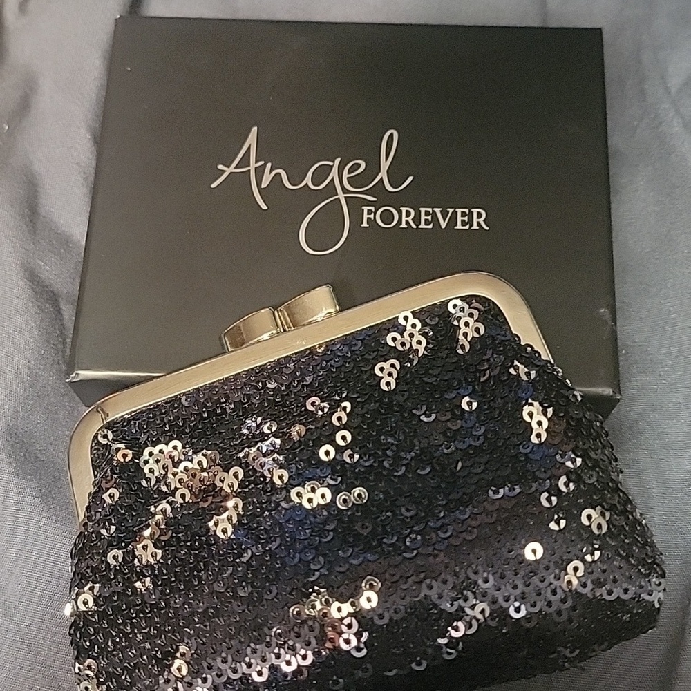 Victoria’s Secret Black and Silver Sequin Coin Purse Angel Forever New in Box